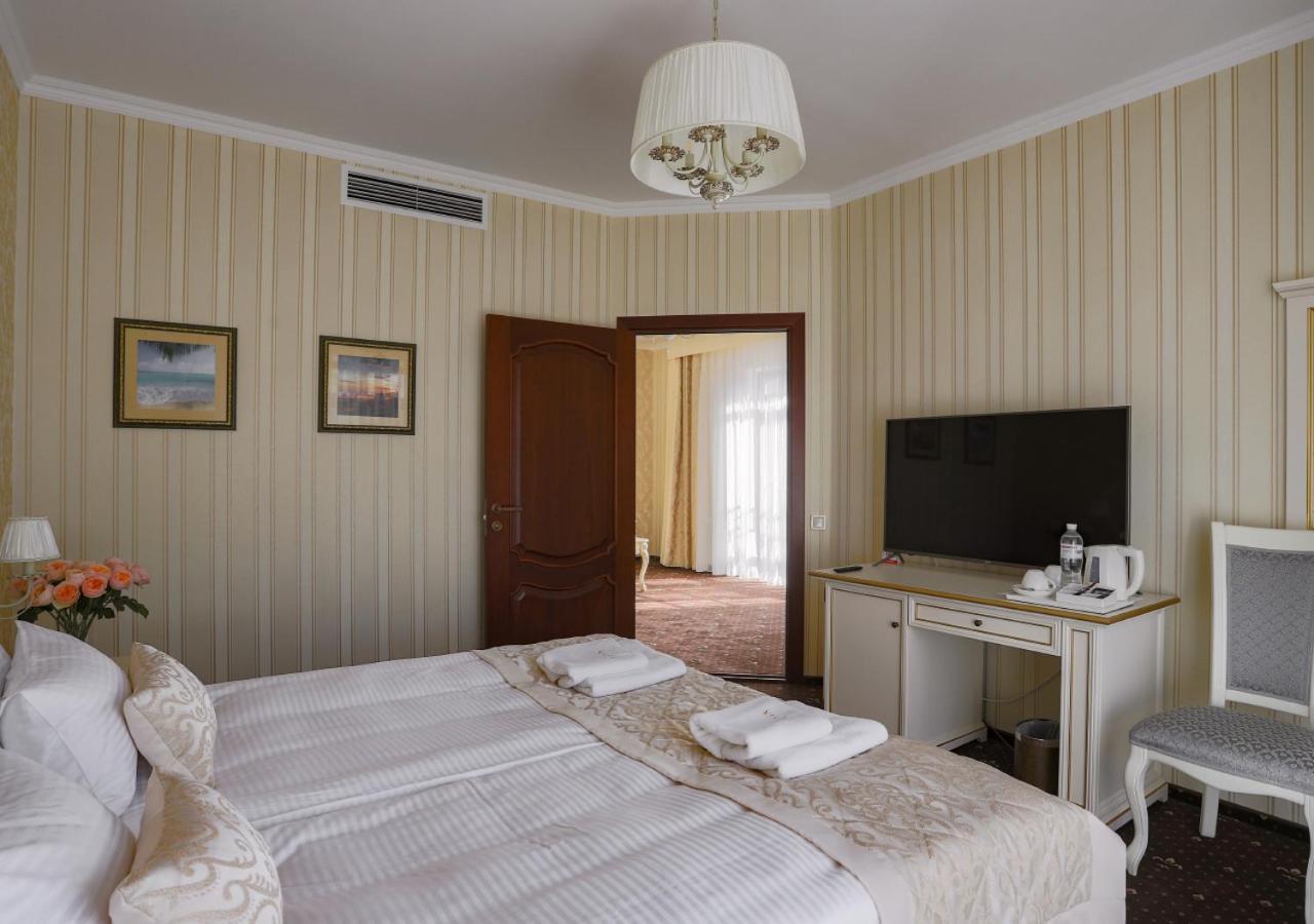 Fenix Town Vinnytsia Exterior foto
